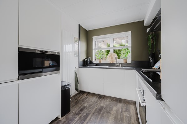 Medium property photo - Vingerhoedskruid 14, 3191 JN Hoogvliet Rotterdam